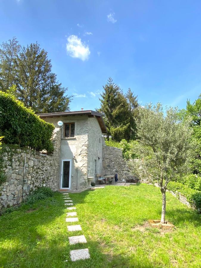 La Dimora Degli Olivi Dependance Villa Galbiate Eksteriør bilde